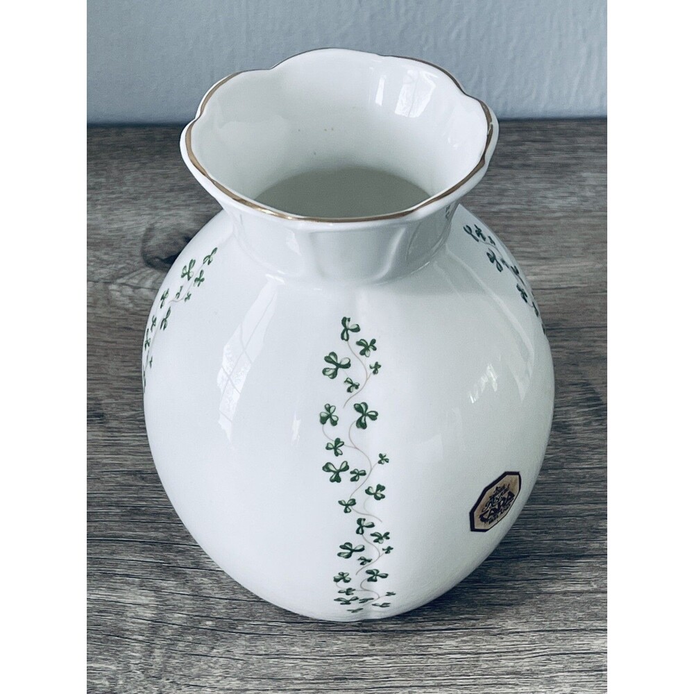 Royal Tara Shamrock Clover Vase Handmade Irish Galway Ireland Fine Bone China - Picture 5 of 9